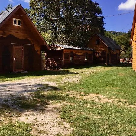 Uroczysko Dwernik Villa Exterior photo